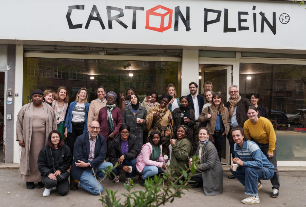 Photo des équipes de Carton Plein avec Mirova Foundation / Photo of teams of Carton Plein and Mirova Foundation